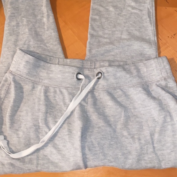 Old navy size M gray pants - Picture 3 of 4